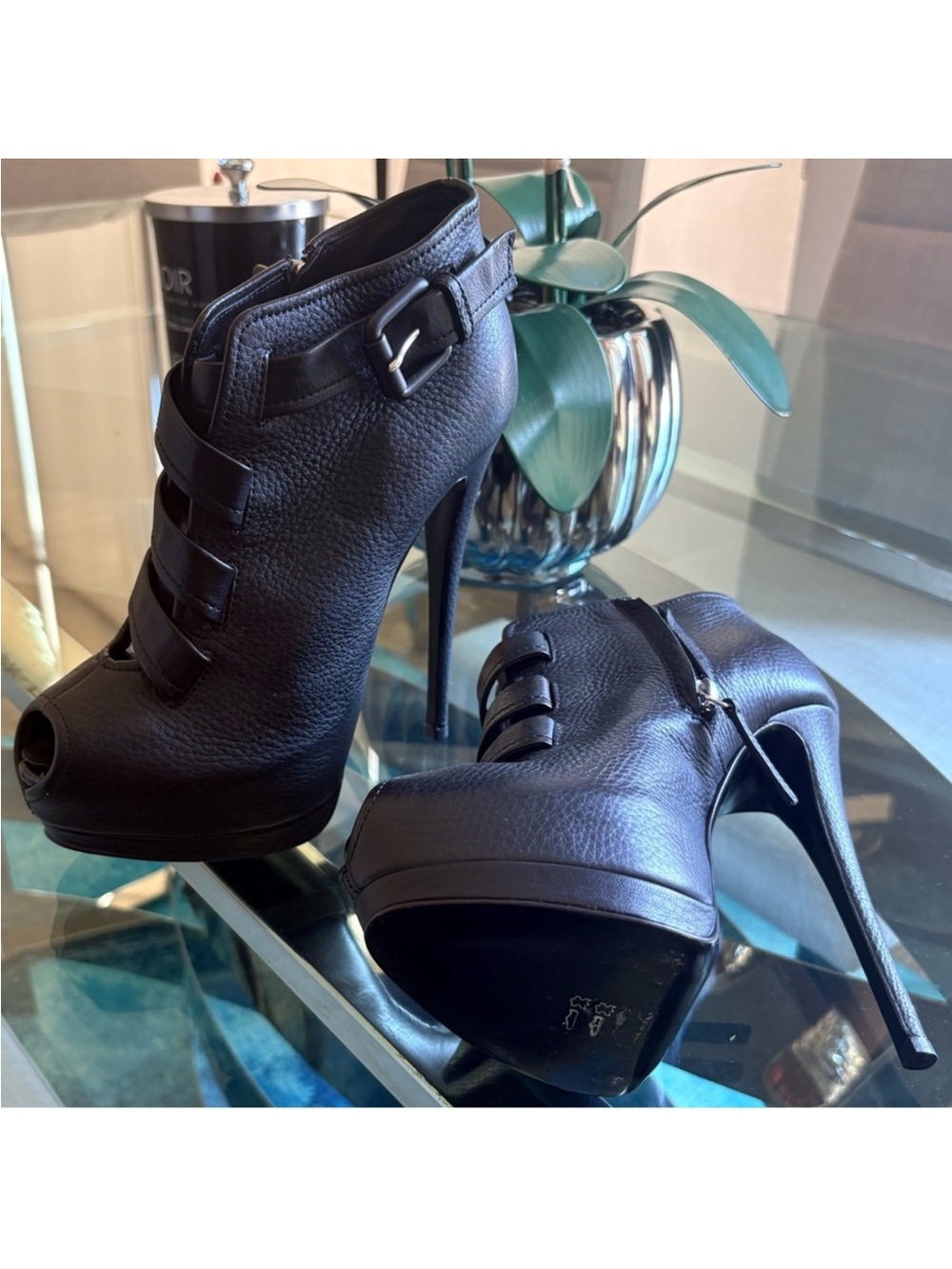 Giuseppe Zanotti Leather Peep-toe Platform Ankle Booties